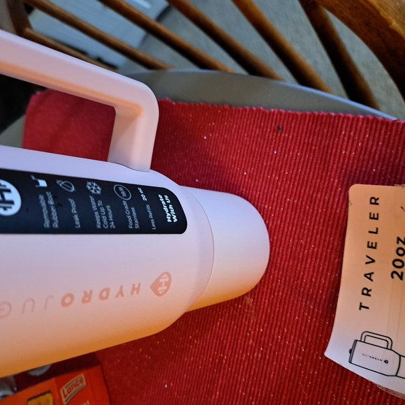 Traveler 20oz White Mug - Picture 4 of 5